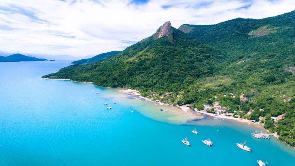 5 praias escondidas de Paraty que merecem entrar no seu roteiro (2)