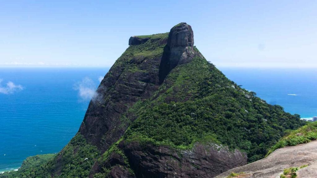 7 trilhas do Rio de Janeiro que entregam vistas muito acima do esperado