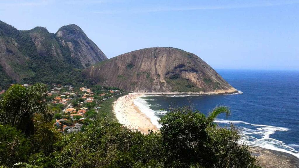 Praia de Itacoatiara – Niterói